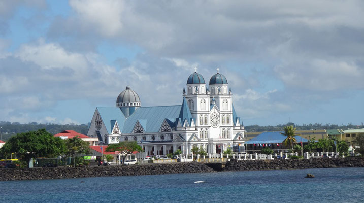 Samoa Apia Bucht, die Kirche prägt das Bild