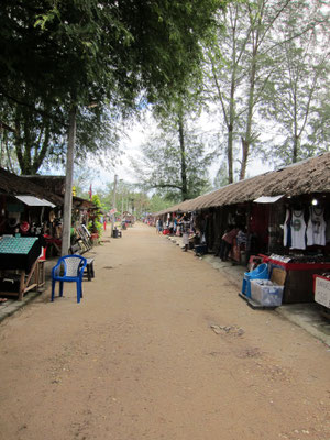 Bang Niang Market