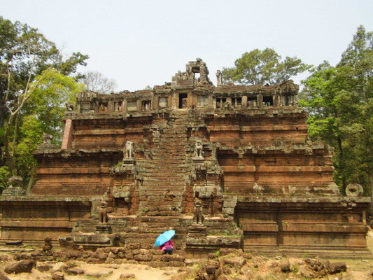 Le temple d'Angkor Thom est constitué d'un immense parc, avec de nombreux temples à l'intérieur. Celui-ci en est un deuxième.