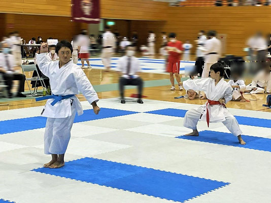 ６年男子決勝　同門対決