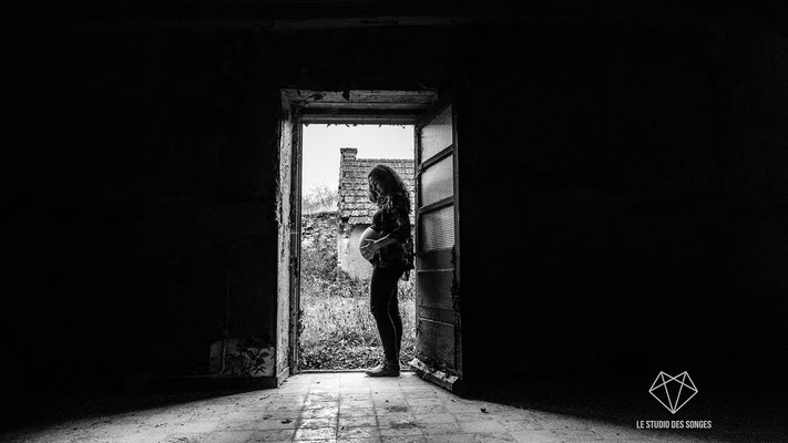 Séance Maternité - Chalon sur Saone Beaune - grossesse - Photographe Dijon - Anne-Sophie CAMBEUR - Le Studio des Songes