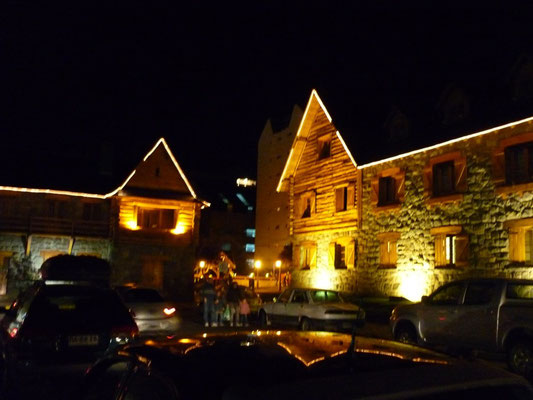 Arrivati a Bariloche nella notte - Llegamaos a Bariloche en la noche - Arrived in Bariloche in the night