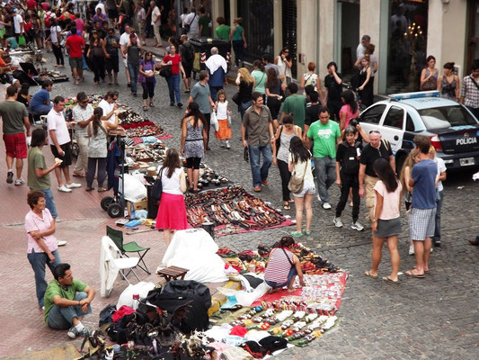 12.12.2011 - Mercato della domenica - Mercado del domingo - Sunday market.