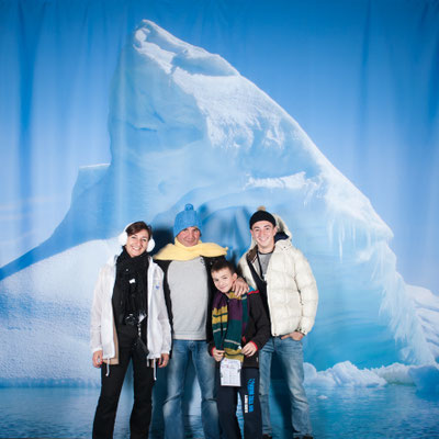 Animation photo événementiel Lyon, photocall Lyon, photobooth Lyon, studio lightpainting Lyon, photographe animation événementielle Lyon