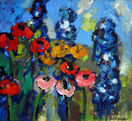 Fingerhut und roter Mohn