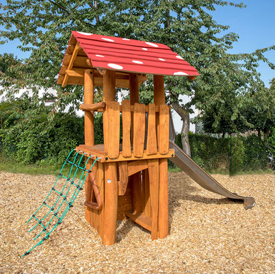 Rutschenturm mit Satteldach und Boulderwand ALI