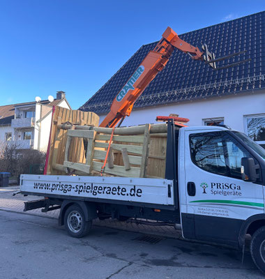 Lieferung und Montage Spielplatzgeräte