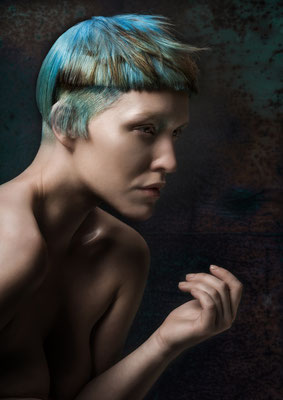 COLOUR 2017 - Hair: Alexander Lepschi  I  Foto/Retouch: Stefan Dokoupil  I  Styling: Alexander Lepschi  I  MakeUp: Britta Tess