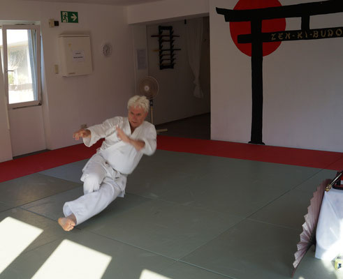 Kampfkunstschule Zen-Ki-Budo - Jiu Jitsu - Selbstverteidigung - Kampfsport - Kampfkunst - Bochum - Herne - Wanne-Eickel