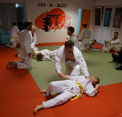 Zen-Ki-Budo - Bunjinkan - Jiu Jitsu Selbstverteidigung Kampfsport für Herne Wanne-Eickel Bochum und Gelsenkirchen
