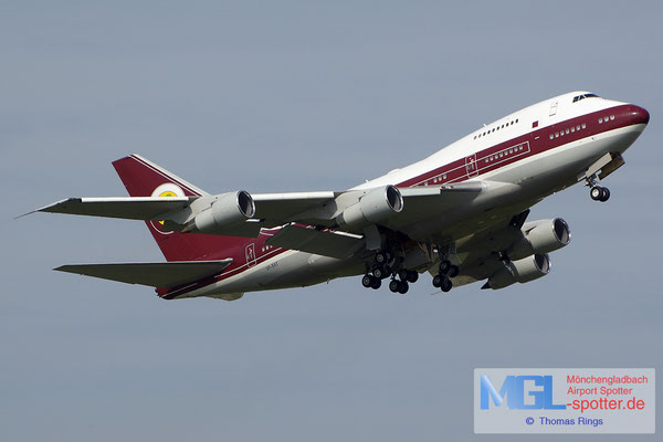 10.04.2015 VP-BAT Qatar Amiri Flight B747-SP21