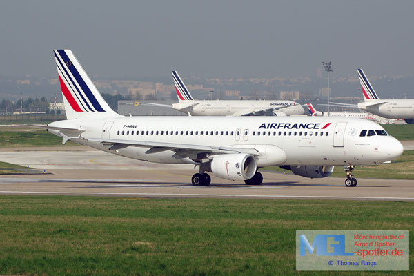 08.04.2015 F-HBNA Air France A320-214