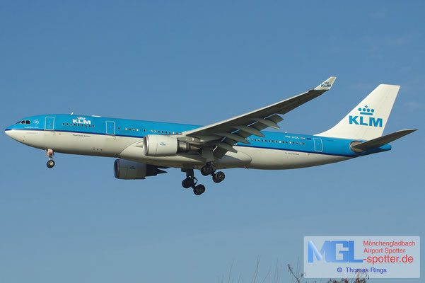 17.02.2013 PH-AOL KLM A330-203