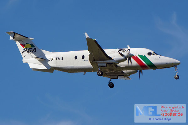 27.10.2013 CS-TMU PGA Express Raytheon Beech 1900D