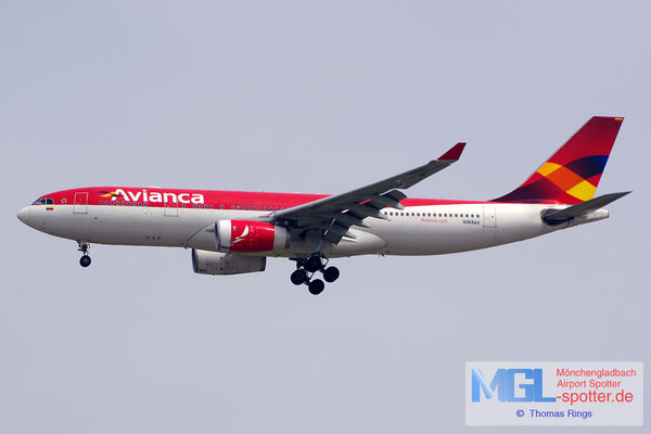 03.04.2015 N968AV Avianca A330-243