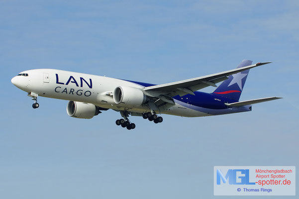 17.02.2013 N774LA LAN Cargo B777-F6N