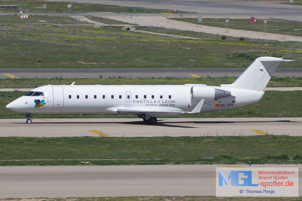 04.04.2015 EC-GYI Air Nostrum CRJ-200ER