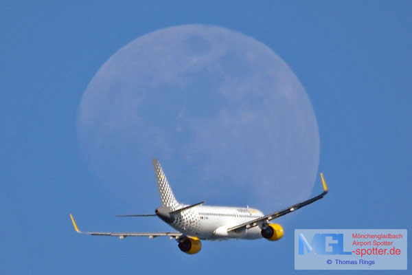 31.03.2015 EC-MAO Vueling A320-214/S