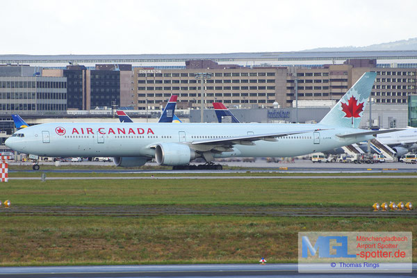 08.10.2011 C-FITW Air Canada B777-333ER