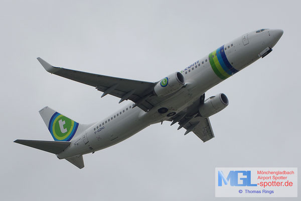 02.11.2013 F-GZHJ Transavia France B737-86J/W