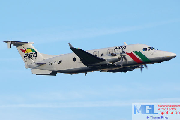 02.11.2013 CS-TMU PGA Express Raytheon Beech 1900D