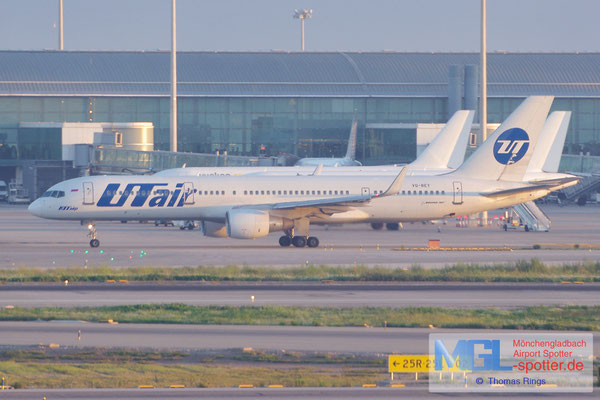 08.10.2014 VQ-BEY UTair B757-2Q8/W