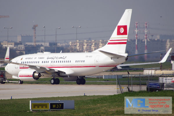 08.04.2015 TS-IOO Tunisia Government B737-7H3/W BBJ 1