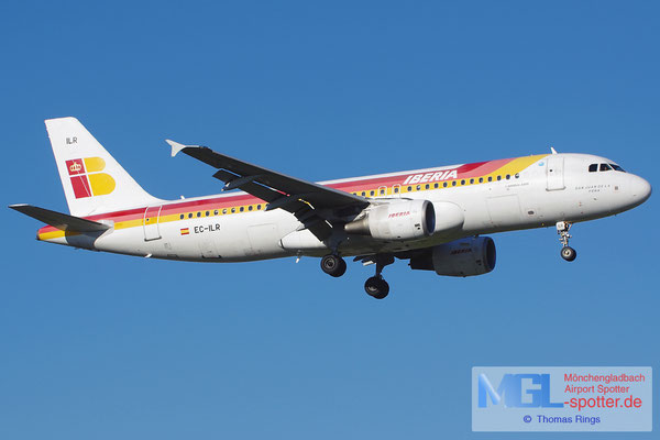 30.10.2013 EC-ILR Iberia A320-214