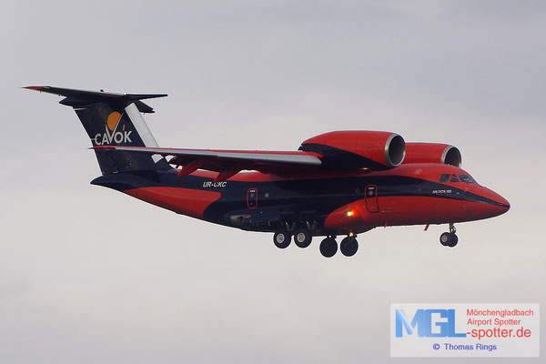 20.08.2014 UR-CKC Cavok Air An-74TK-100