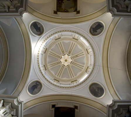 Iglesia Convento en Colmenar de Oreja. Madrid. Cúpula.