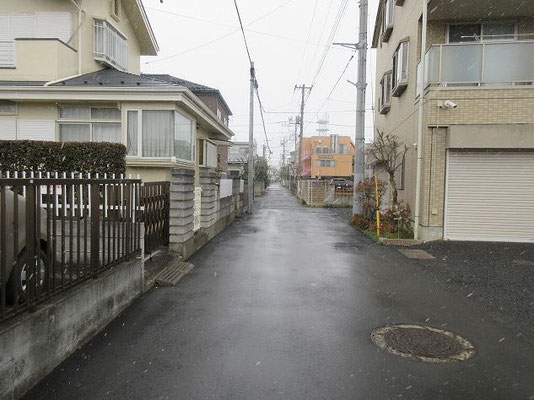 一本木信号の先から旧鎌倉街道へ