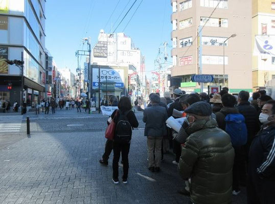 二つの鎌倉古道の合流点(Ｙ字路になっている)　原町田宿の起点