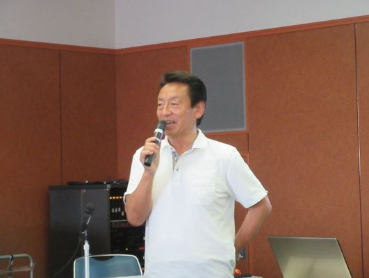 宮田団長による講演会開始の挨拶。