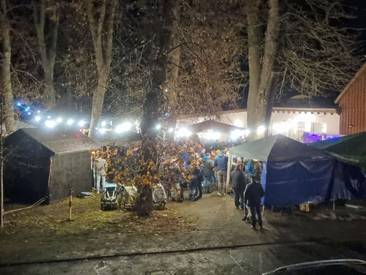 Es ist Dunkel gegen 19:00 Uhr