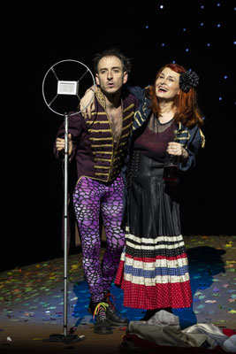 mit Thomas Machart als Valerio u Christina Saginth als Gouvernante, in Leonce u Lena, pic by Bettina Frenzel