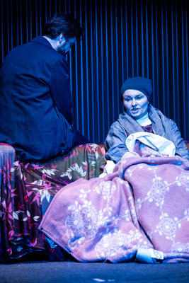 Die Krise/Serreau m B.Popovic , Foto: Bettina Frenzel
