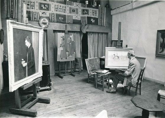 photo photographie du peintre André Tondu dans son atelier