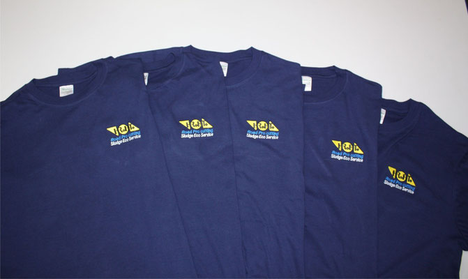 Ｔシャツへ会社ロゴ