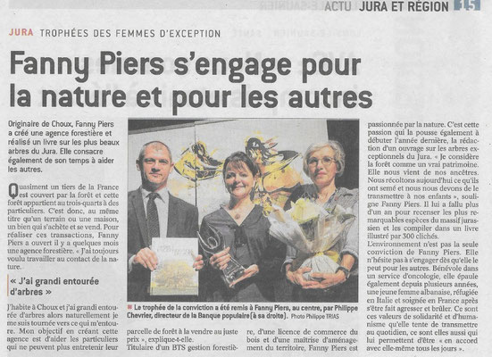 Remise du prix de la conviction lors de la cérémonie des Trophées des Femmes d'exception - 2016