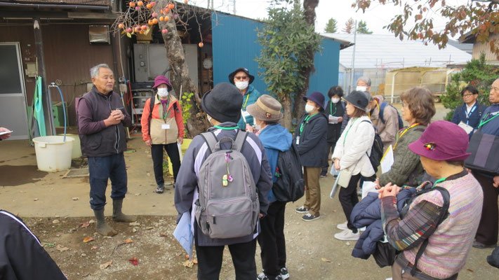 ４．小泉農園の変遷を語る小泉富生さん
