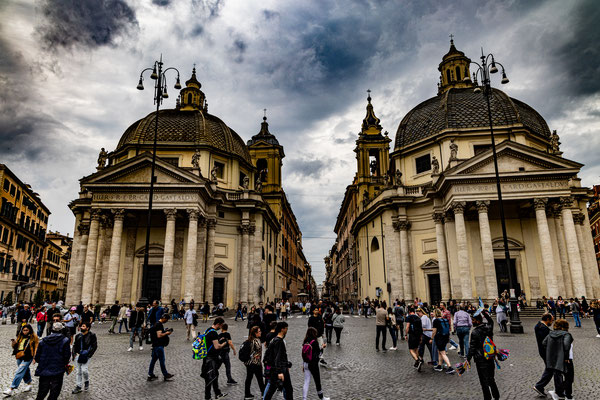 Piazza del Popolo, Santa Maria in Montesanto (left) & dei Miracoli (right), Rome, 2023