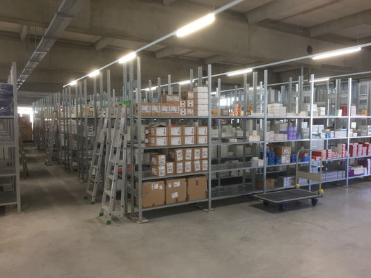 Lagerregale aus Metall für Stauraum ohne Ende - lagerconsulting.a