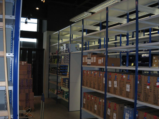 Lagerregale, Metallregale blaue Steher. lagerconsulting.at