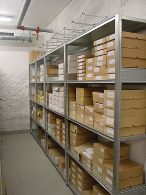 Gebrauchte Lagerregale Kellerregale Archivregale 1 Grundregal + Anbauregale mit je 5 Fachböden pro Feld -  lagerconsulting.at