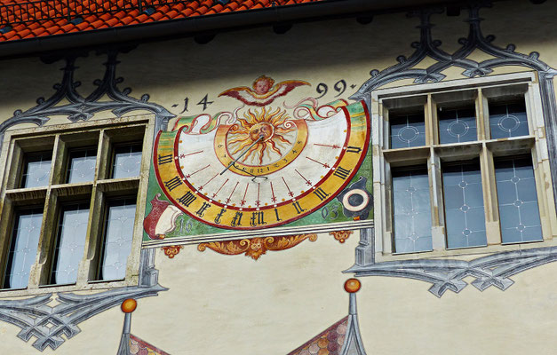Sonnenuhr