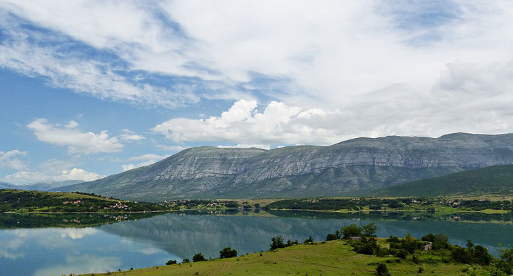 Der Perućko Jezero
