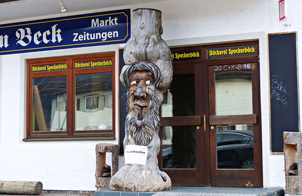 Holzschnitzerei