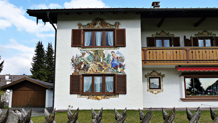 Lüftlmalereien von der Familie Pfeffer