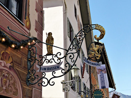 Nasenschild in Partenkirchen