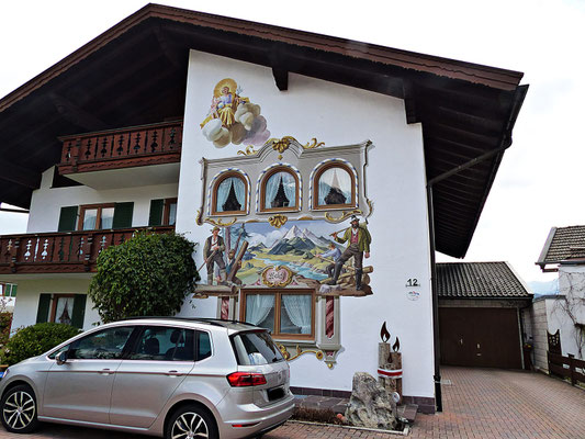 Lüftlmalereien von der Familie Pfeffer